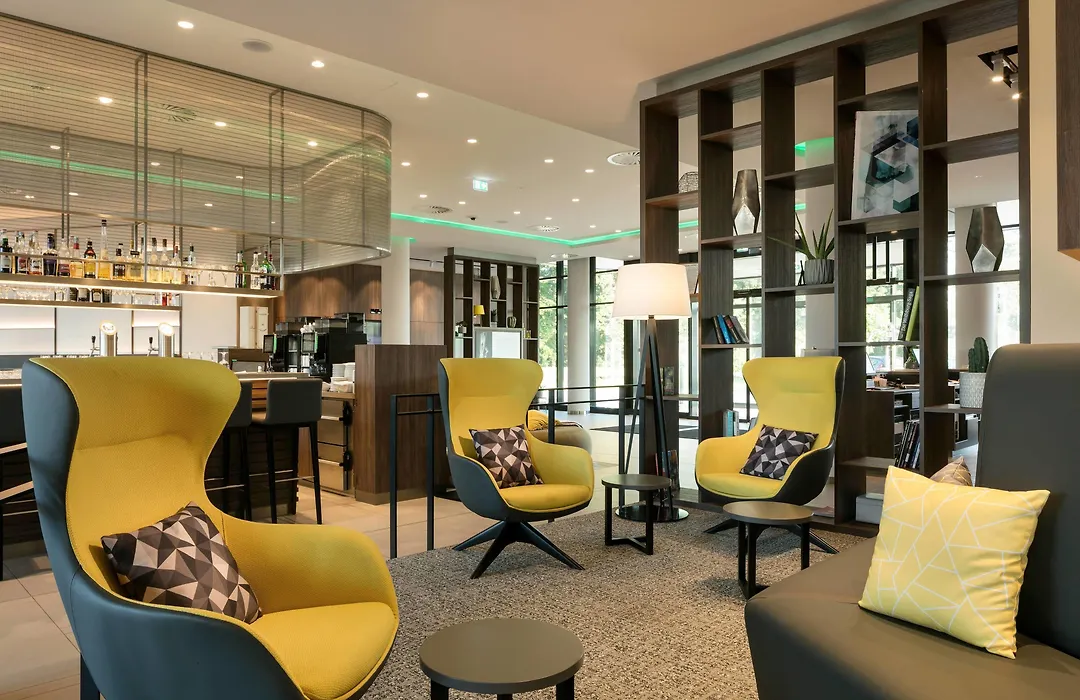 Courtyard By Marriott Wolfsburg-1